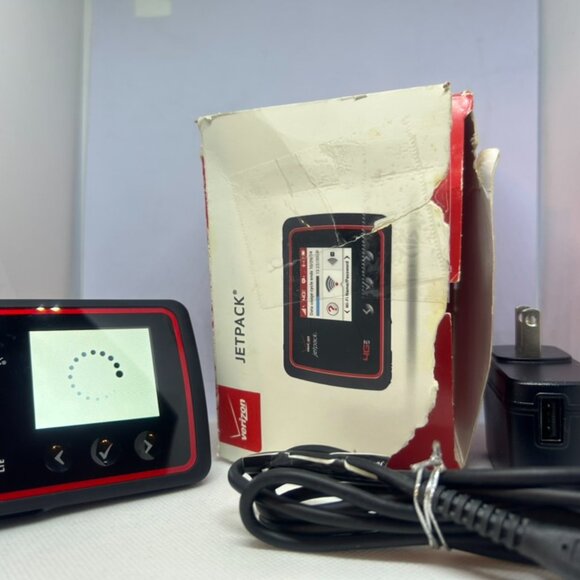 Verizon MiFi 6620L Jetpack 4G LTE Mobile Hotspot Verizon - Picture 3 of 7